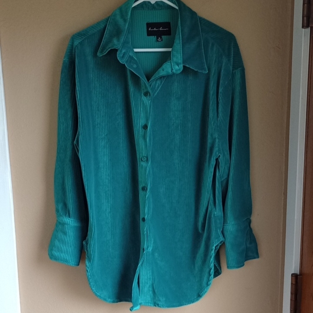 Hunter&Brown Velour Ribbed Button Down Soft Comfy Green Shirt Size M